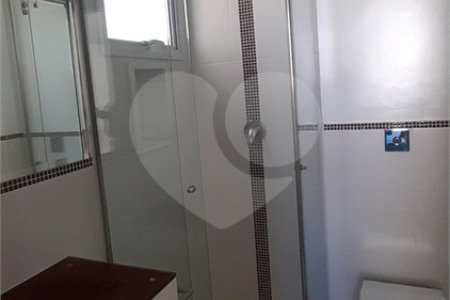 Casa à venda com 5 suítes em Tanque, Atibaia, SP