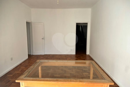 Apartamento à venda com 2 quartos, sendo 1 suíte, em Lagoa, Rio de Janeiro, RJ
