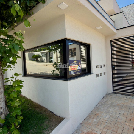 Casa à venda com 3 suítes no condomínio Celina Residencial, Atibaia - SP
