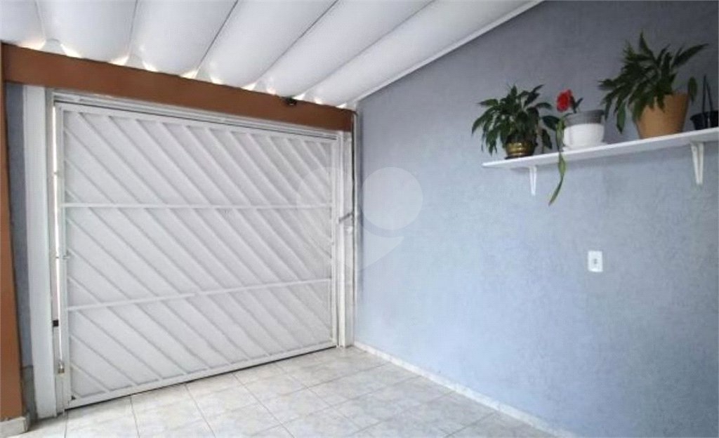 Sobrado à venda com 3 quartos, sendo 1 suíte, em Parque Vitória, São Paulo, SP