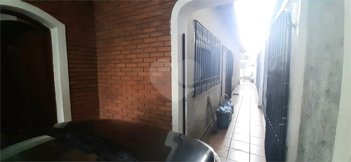 Casa à venda com 3 quartos, sendo 1 suíte, em Vila Nivi, São Paulo, SP