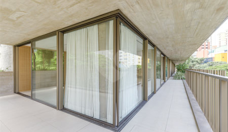 Apartamento à venda com 4 suítes em Moema, São Paulo, SP