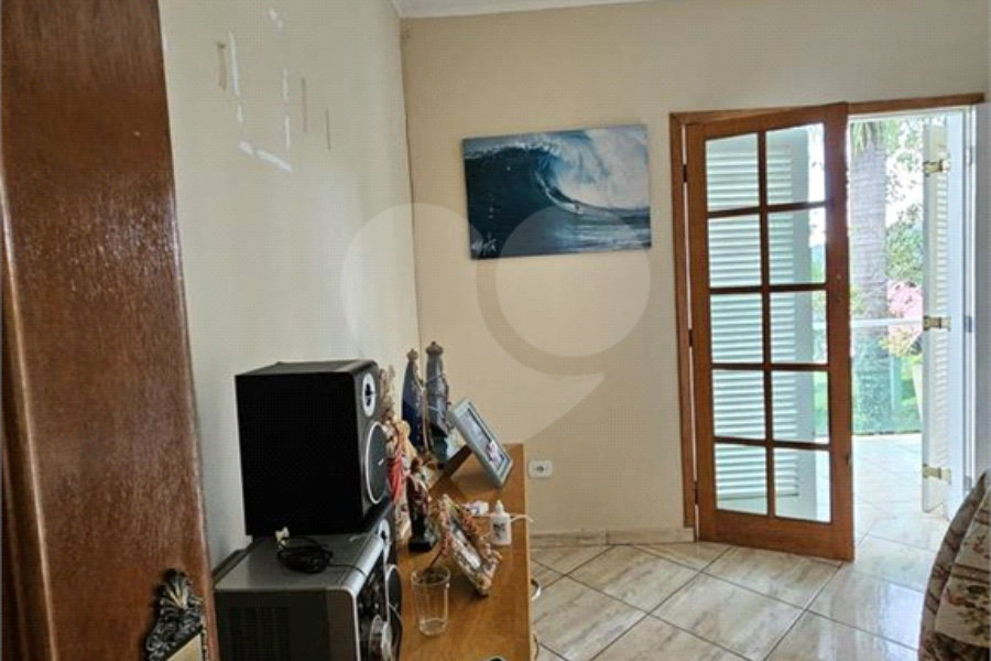 Casa à venda com 3 quartos, sendo 1 suíte, no condomínio Clube de Campo Fazenda Tabarã, Mairiporã - SP