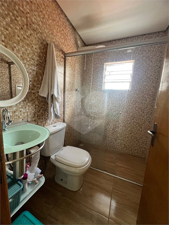 Sobrado à venda com 4 quartos, sendo 2 suítes,  em Jardim Marisa, São Paulo, SP
