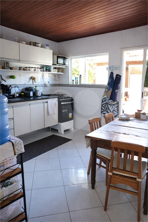 Casa à venda com 4 quartos, sendo 3 suítes, em São José, Armação dos Búzios, RJ