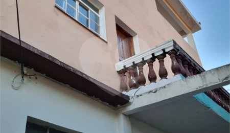 Sobrado à venda com 3 quartos em Vila Basileia, São Paulo, SP