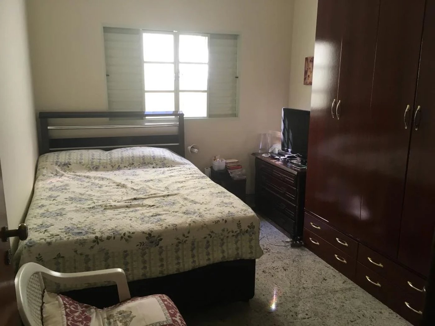 Sobrado à venda com 4 quartos, sendo 1 suíte,  em Jardim Sarah, São Paulo, SP