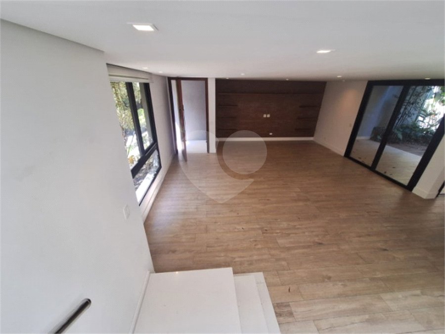 Casa à venda ou para alugar com 3 suítes no condomínio Boulevard Ibirapuera, São Paulo - SP