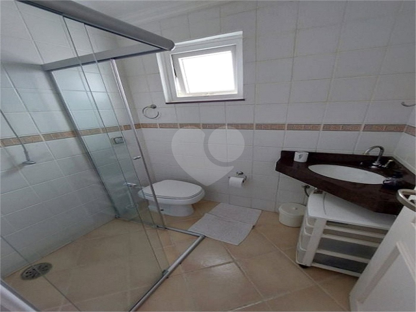 Casa à venda com 4 suítes no condomínio Granja Olga II, Sorocaba - SP