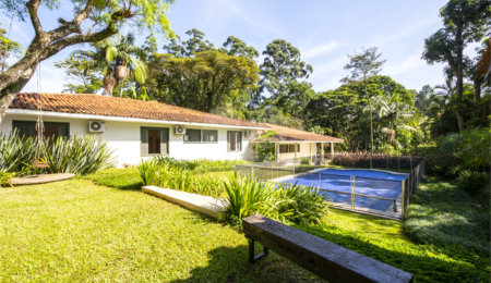 Casa à venda com 4 suítes no condomínio Chácara Flora, São Paulo - SP