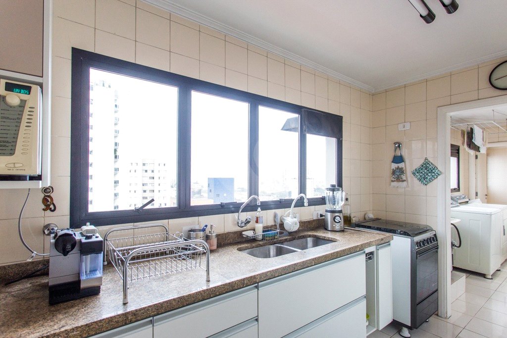 Apartamento à venda com 3 suítes em Vila Mascote, São Paulo, SP