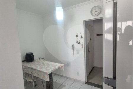 Apartamento à venda com 3 quartos, sendo 1 suíte,  em Parque Santana, Mogi das Cruzes, SP