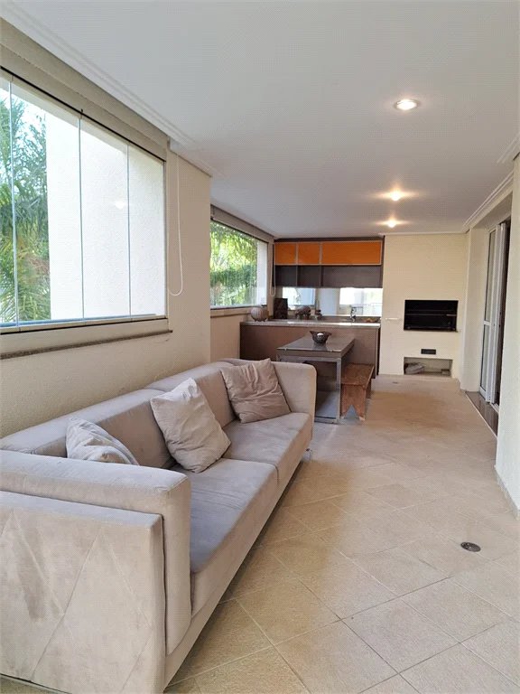 Apartamento à venda com 4 quartos, sendo 3 suítes, em Vila Gertrudes, São Paulo, SP