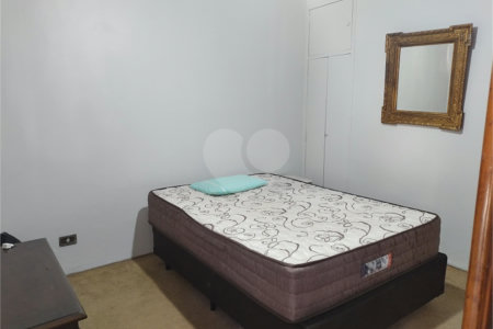 Casa de Vila à venda com 5 quartos, sendo 1 suíte,  em Alto da Boa Vista, São Paulo, SP