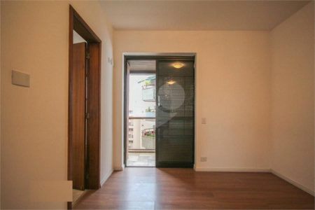 Apartamento à venda com 4 quartos, sendo 2 suítes,  em Real Parque, São Paulo, SP