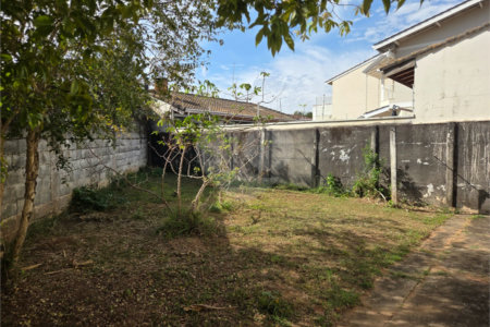 Casa à venda com 3 quartos, sendo 2 suítes, em Vila Helena, Atibaia, SP