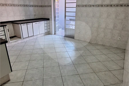 Sobrado à venda com 2 suítes em Jardim Itamaracá, Indaiatuba, SP