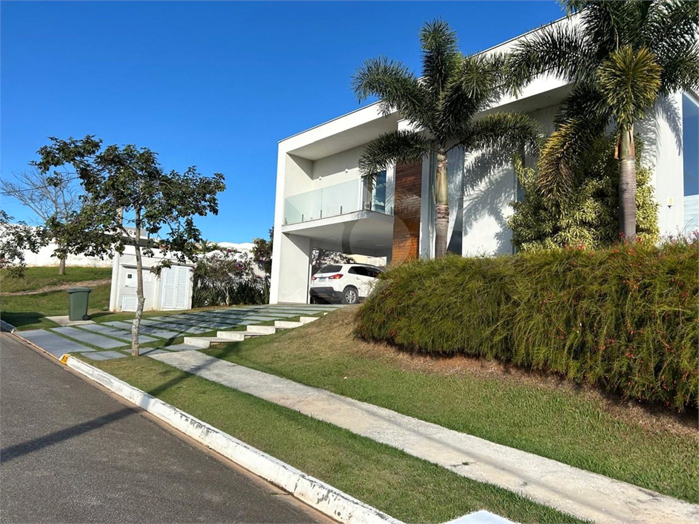 Casa à venda com 3 suítes no condomínio Terras de Lucas, Sorocaba - SP