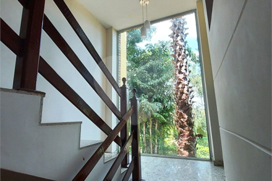 Casa à venda com 5 suítes em Canguera, São Roque, SP