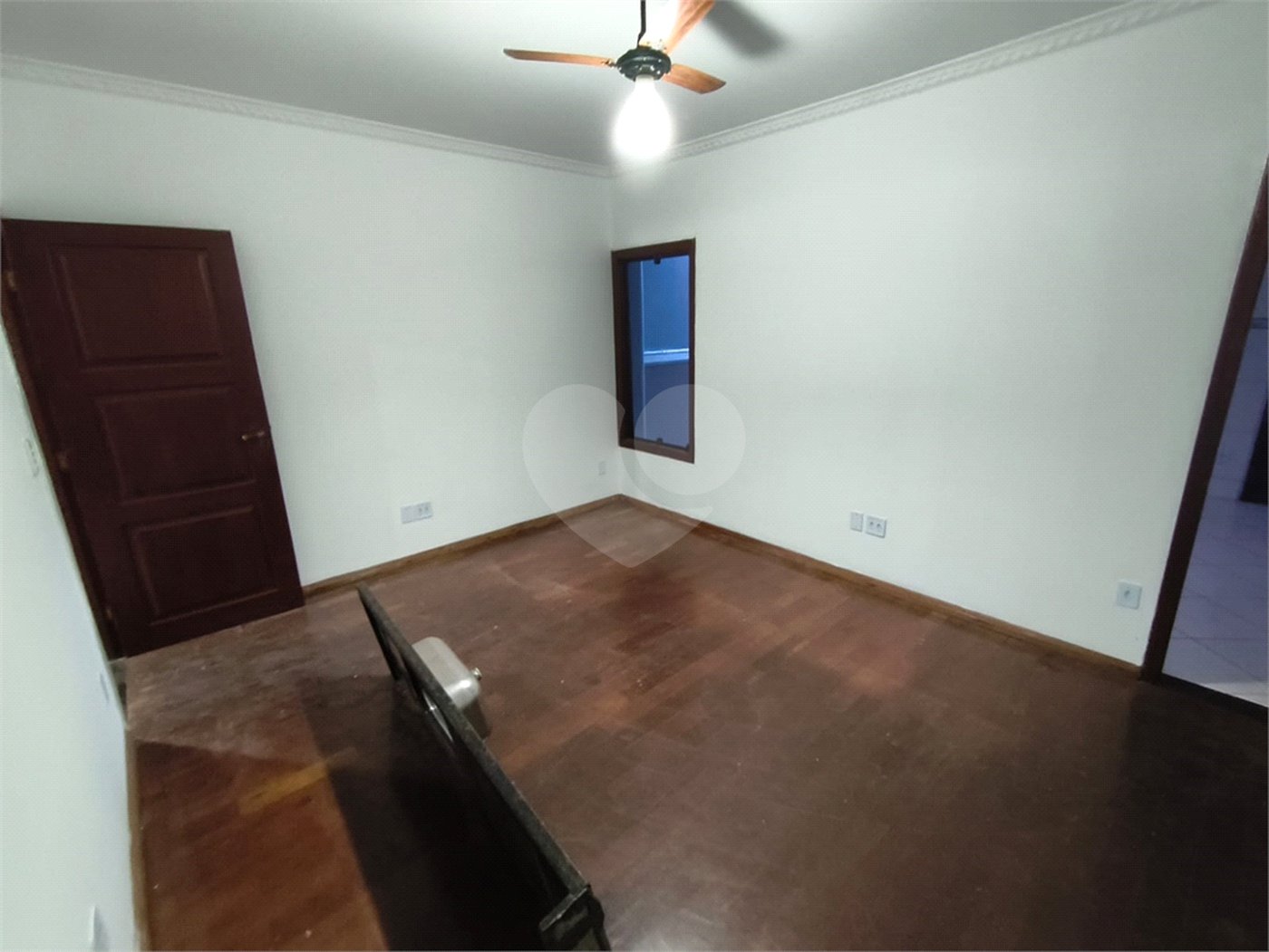 Casa à venda com 7 quartos, sendo 2 suítes,  no Centro, Itapetininga, SP