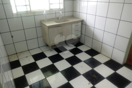 Casa à venda com 6 quartos, sendo 2 suítes,  em Jardim dos Pinheiros, Atibaia, SP
