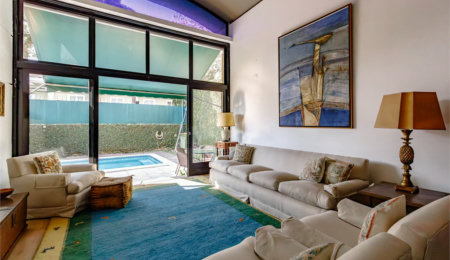 Casa à venda com 4 quartos, sendo 2 suítes,  em Jardim Everest, São Paulo, SP