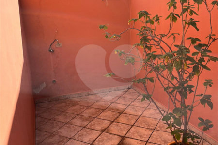 Sobrado à venda com 4 quartos, sendo 1 suíte,  em Jardim do Colégio (zona Norte), São Paulo, SP