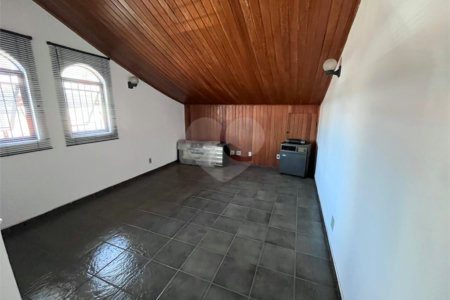 Casa à venda com 3 quartos, sendo 1 suíte, em Jardim São Paulo(zona Norte), São Paulo, SP