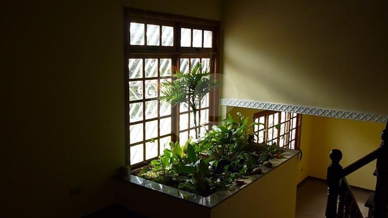 Sobrado à venda com 3 suítes em Vila Mazzei, São Paulo, SP