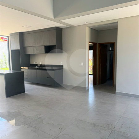 Casa à venda ou para alugar com 4 quartos, sendo 3 suítes,  no condomínio Residencial Milano, Indaiatuba - SP