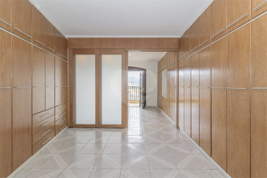 Sobrado à venda com 3 quartos, sendo 1 suíte, em Tremembé, São Paulo, SP