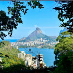 Casa à venda com 4 quartos, sendo 1 suíte, em Lagoa, Rio de Janeiro, RJ