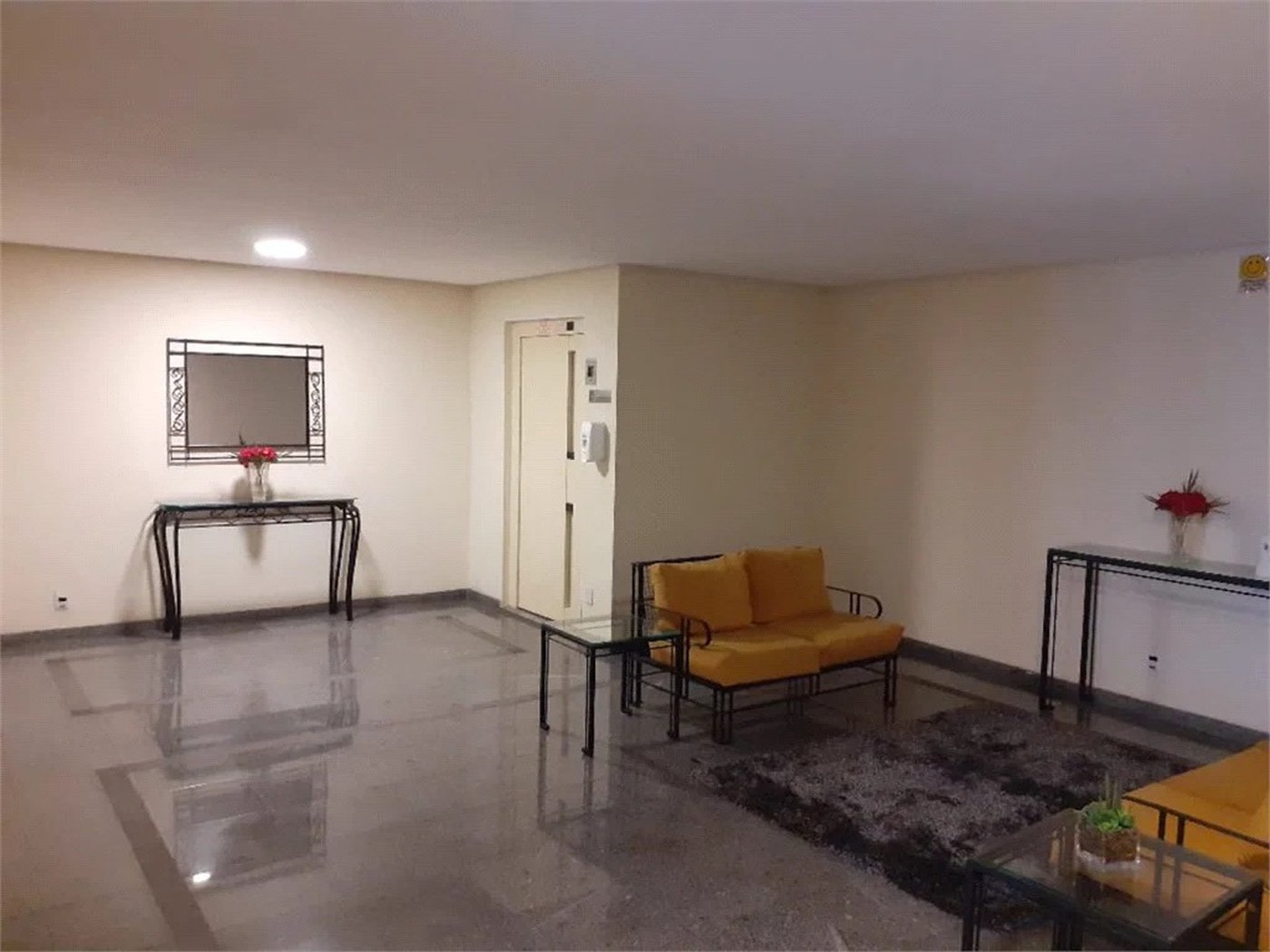 Apartamento à venda com 3 quartos, sendo 1 suíte,  em Morumbi, São Paulo, SP