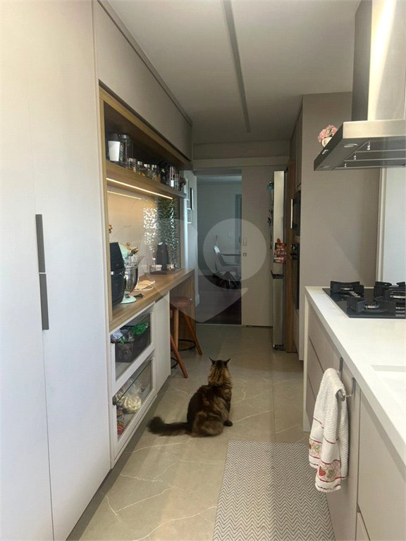 Apartamento à venda com 3 suítes em Jardim Marajoara, São Paulo, SP