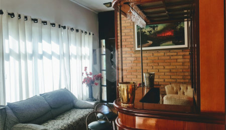 Sobrado à venda com 3 quartos, sendo 2 suítes,  em Chácara Monte Alegre, São Paulo, SP