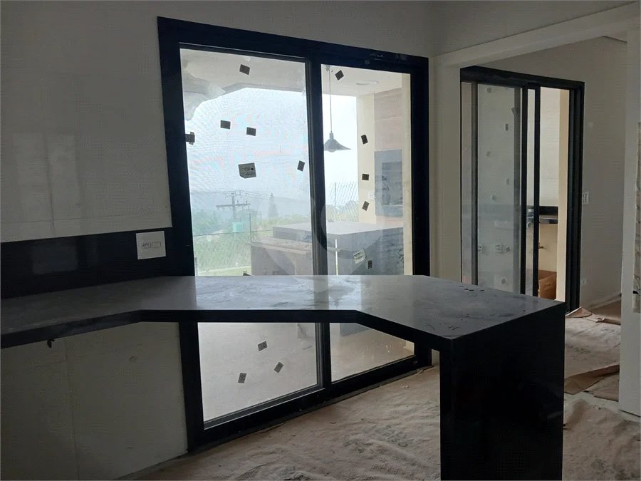 Sobrado à venda com 3 suítes em Roseira, Mairiporã, SP