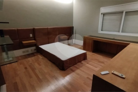 Á venda Apartamento Alto Padrão 5 suítes / 8 vagas 522m² Vila Nova Conceição