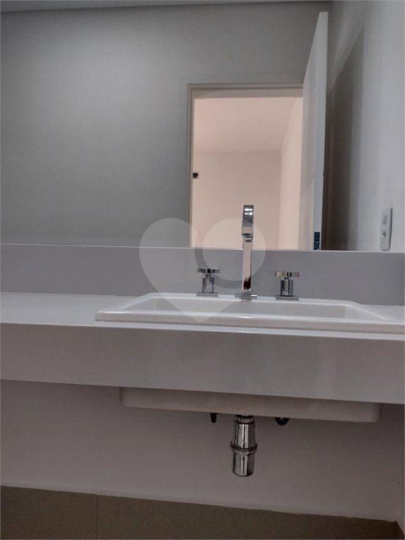Casa à venda com 4 suítes no condomínio Estância Marambaia, Vinhedo - SP