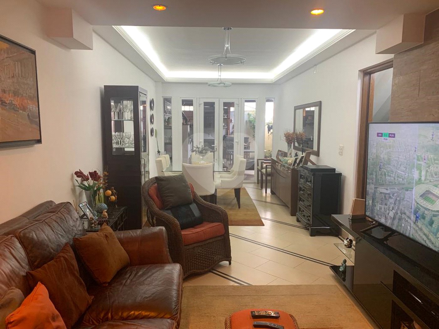 Casa à venda com 3 quartos, sendo 1 suíte, no condomínio Greenland, São Paulo - SP