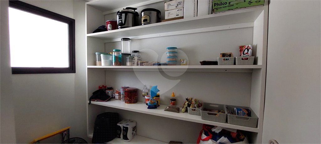 Casa à venda ou para alugar com 4 suítes no condomínio Figueira Garden, Atibaia - SP