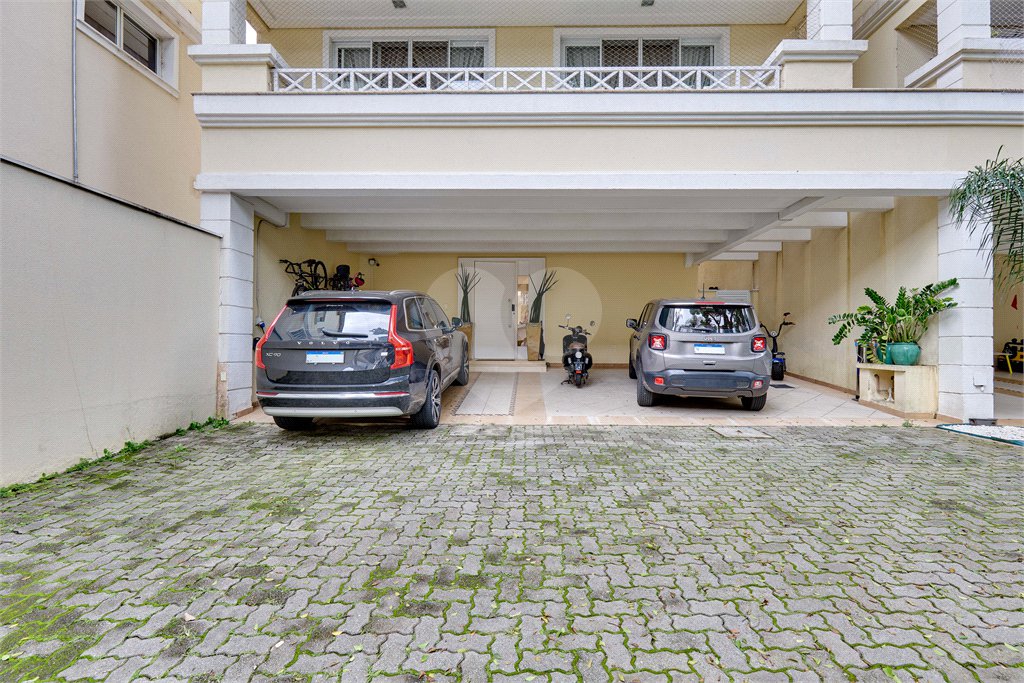 Casa à venda com 4 suítes no condomínio Ville Bosqueé, São Paulo - SP