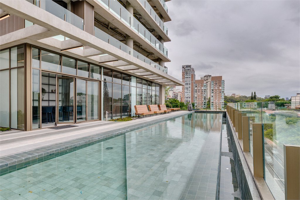 Apartamento à venda com 4 suítes em Moema, São Paulo, SP