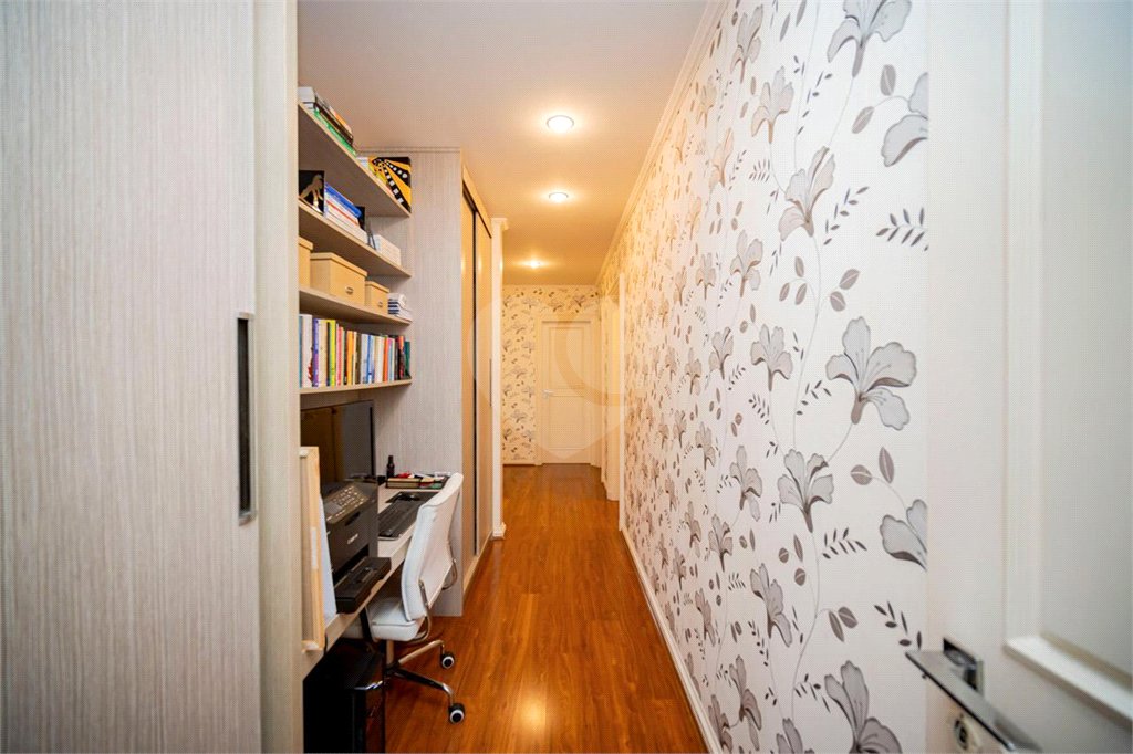 Apartamento à venda com 4 quartos, sendo 2 suítes,  em Vila Suzana, São Paulo, SP