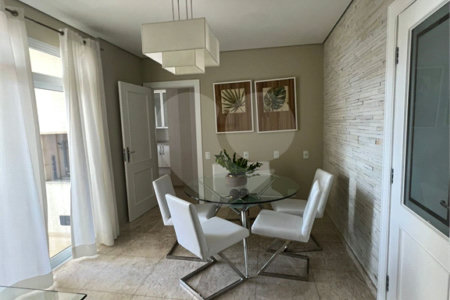 Apartamento à venda com 4 quartos, sendo 2 suítes,  em Vila Oliveira, Mogi das Cruzes, SP
