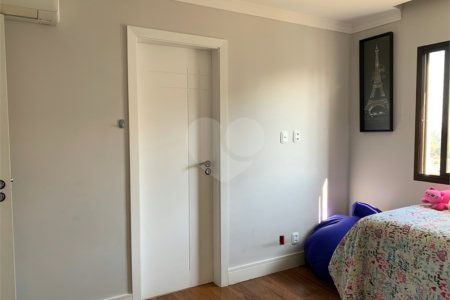 Cobertura à venda com 4 quartos, sendo 2 suítes, em Campo Belo, São Paulo, SP