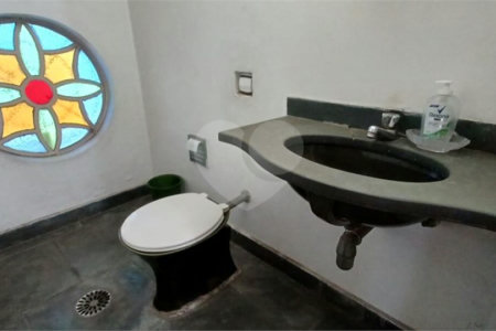 Sobrado à venda com 3 quartos, sendo 1 suíte, em Jardim Novo Mundo, São Paulo, SP
