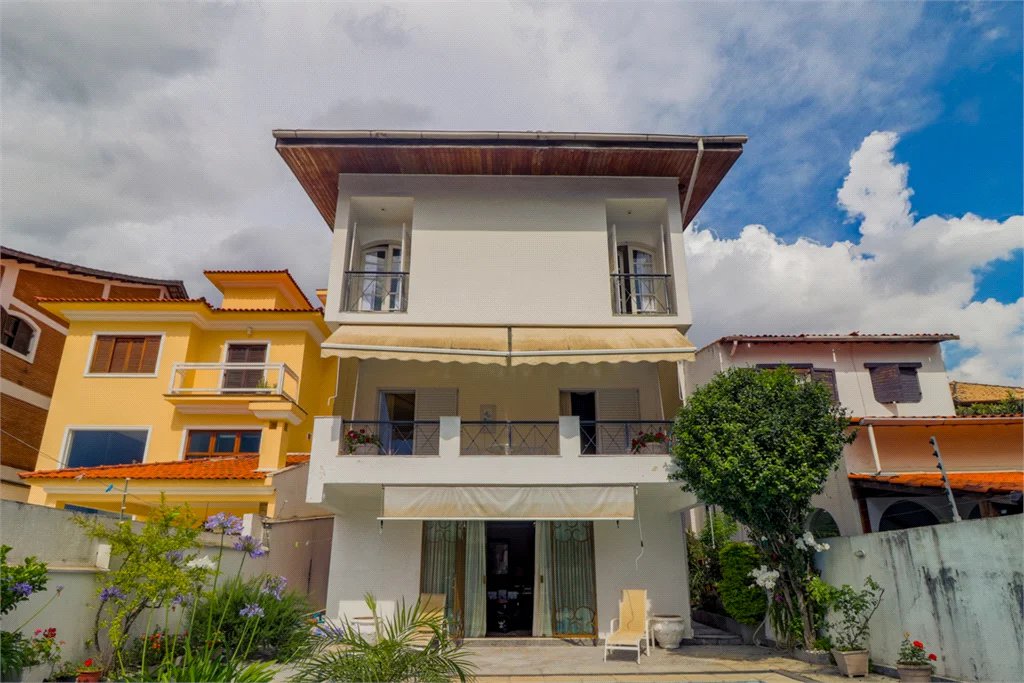 Casa à venda com 4 quartos, sendo 3 suítes,  em Vila Sônia, São Paulo, SP