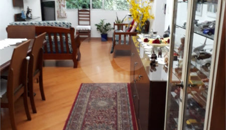 Apartamento à venda com 3 quartos, sendo 1 suíte,  em Botafogo, Rio de Janeiro, RJ