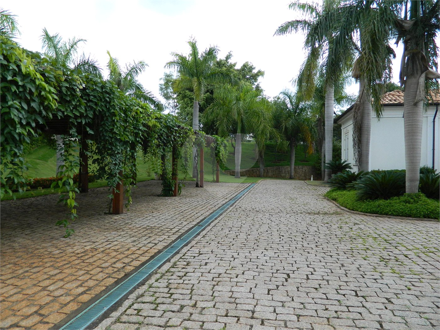 Casa à venda com 3 suítes no condomínio Fazenda Vila Real, Itu - SP