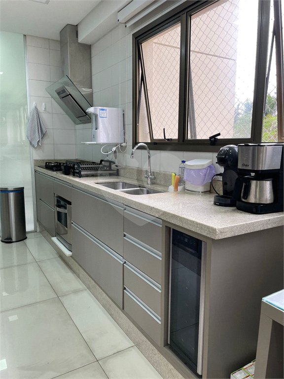 Apartamento à venda com 3 suítes em Brooklin Paulista, São Paulo, SP